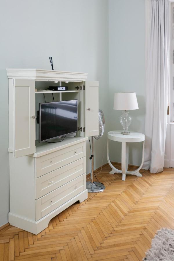Jettsetter Luxury Apartment By Andrassy Ave & Opera 부다페스트 외부 사진